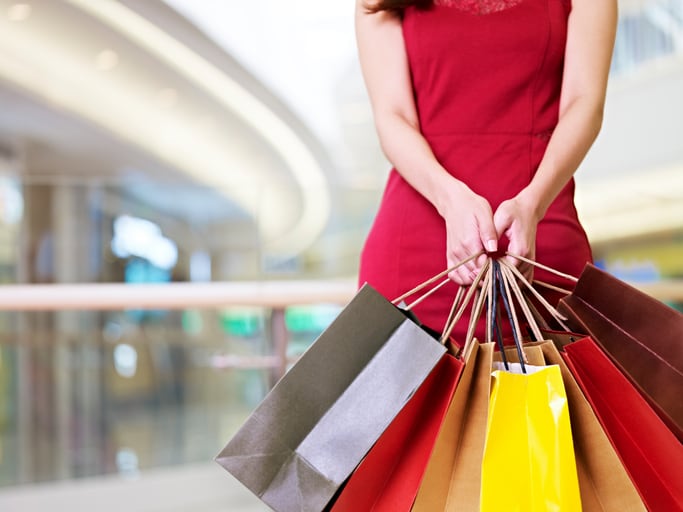 Estée Lauder cosmetics sales cross US one billion dollar mark in China