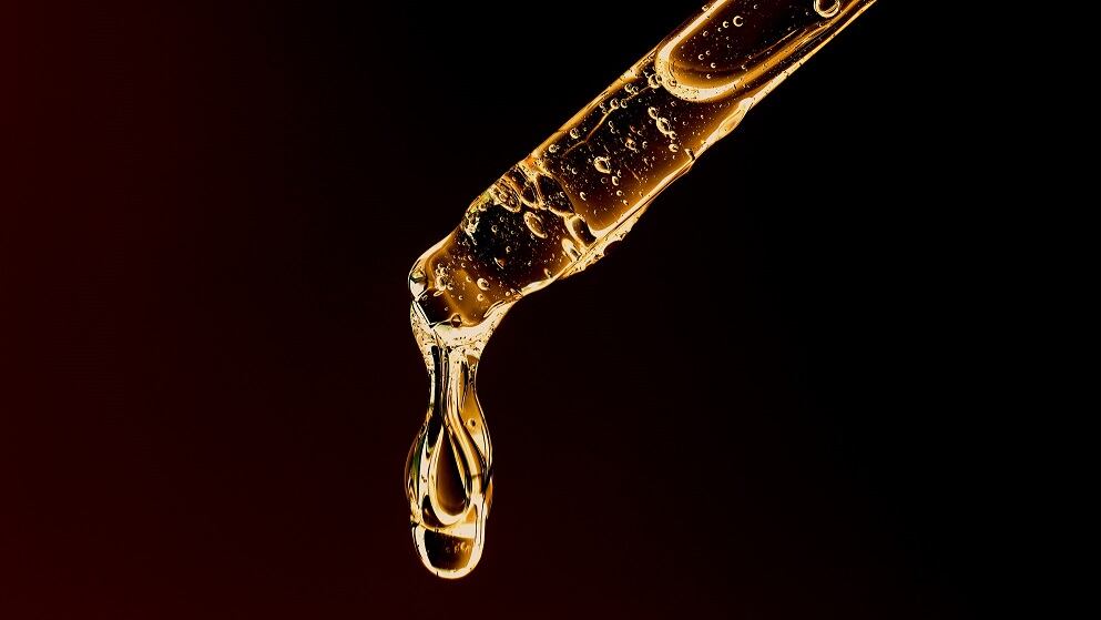 A greener path: Gold nanoparticles biosynthesised with banana extract show cosmetic benefits
