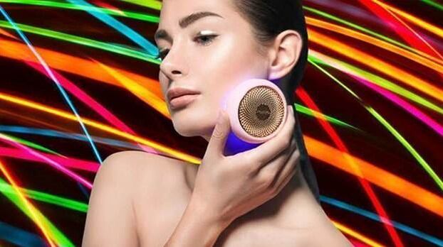 Foreo_UFO_2_device_close.jpg