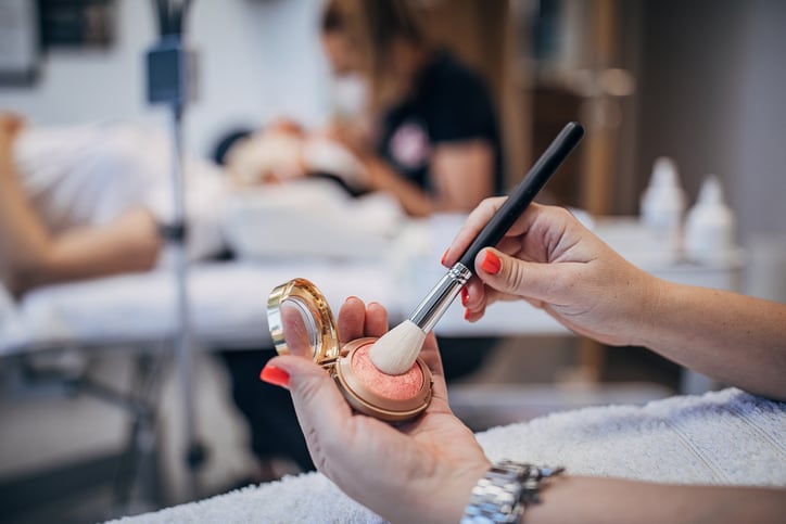 Reusable, lightweight or recyclable beauty? ‘Reusability should be prioritised’, say researchers