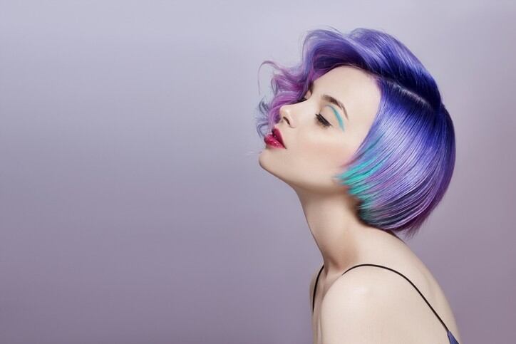 Plant-derived-dyes-effect-on-human-hair-need-more-research-to-justify-large-scale-production-Chinese-review.jpg