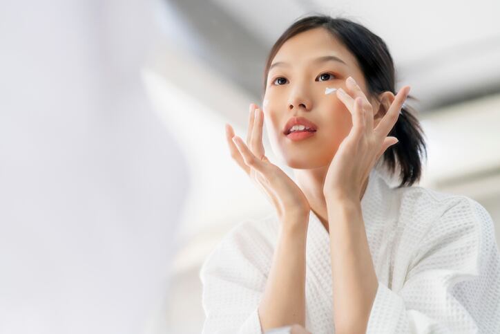 Make-up-losing-shine-in-Japan-but-interest-in-skin-hair-and-body-care-products-booms-amid-pandemic.jpg
