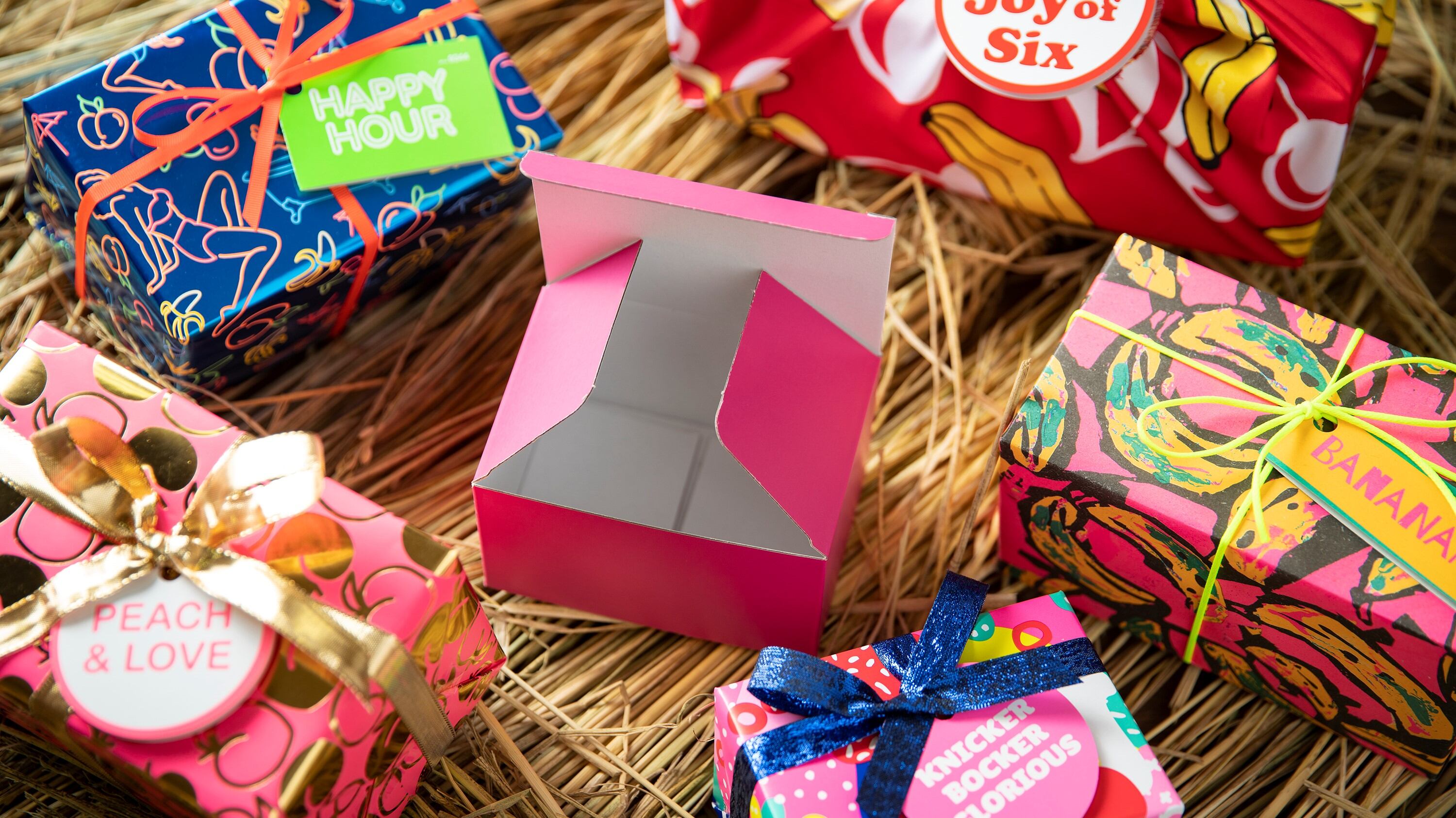 Lush Japan raises awareness for endangered birds for Valentine’s Day