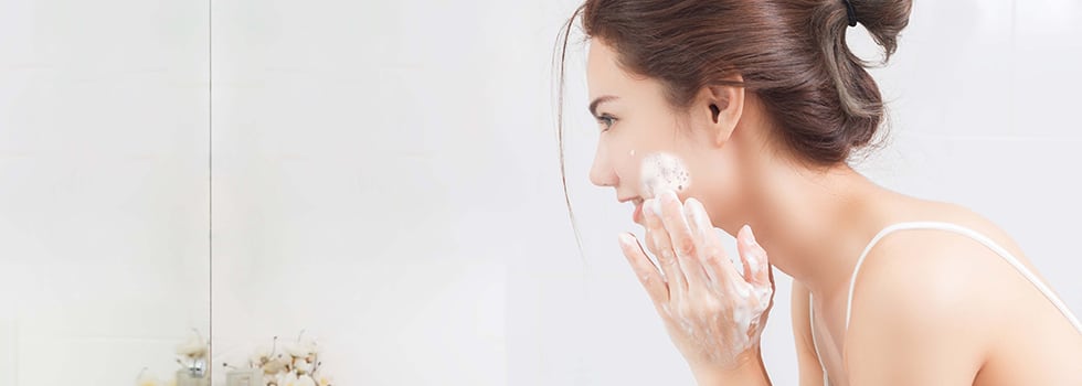 Overcoming-the-challenge-of-formulating-amino-acid-facial-cleanser.jpg