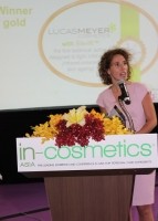 Lucas Meyer's director of marketing, Isabelle Lacasse receives the top ingredient prize