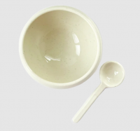 Ceramic bowl and spoon set © Slow Rituals