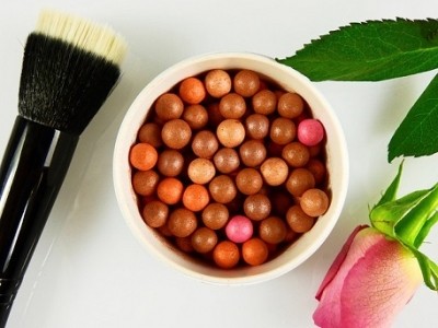 Truth or dare? Natural color cosmetics that work