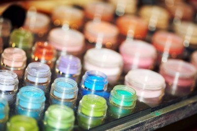Cosmetic shipments on the up in China and Hong Kong