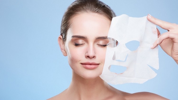 erbalife Nutrition has expanded its outer nutrition range with vitamin-based sheet masks. ©GettyMask
