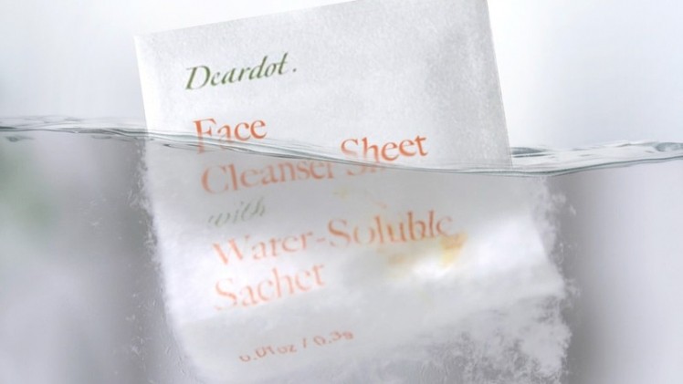 Deardot’s signature product, Dangyuja Face Cleanser Sheet, is individually packed in a water-soluble sachet. ©Deardot